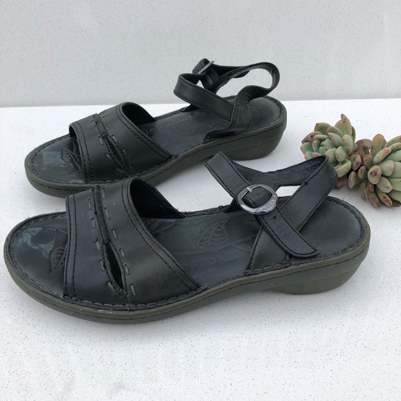 keen leather sandals